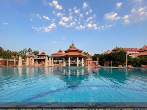 Marvelous private beach apartment in Palm Dubai within Anantara 5 star resort